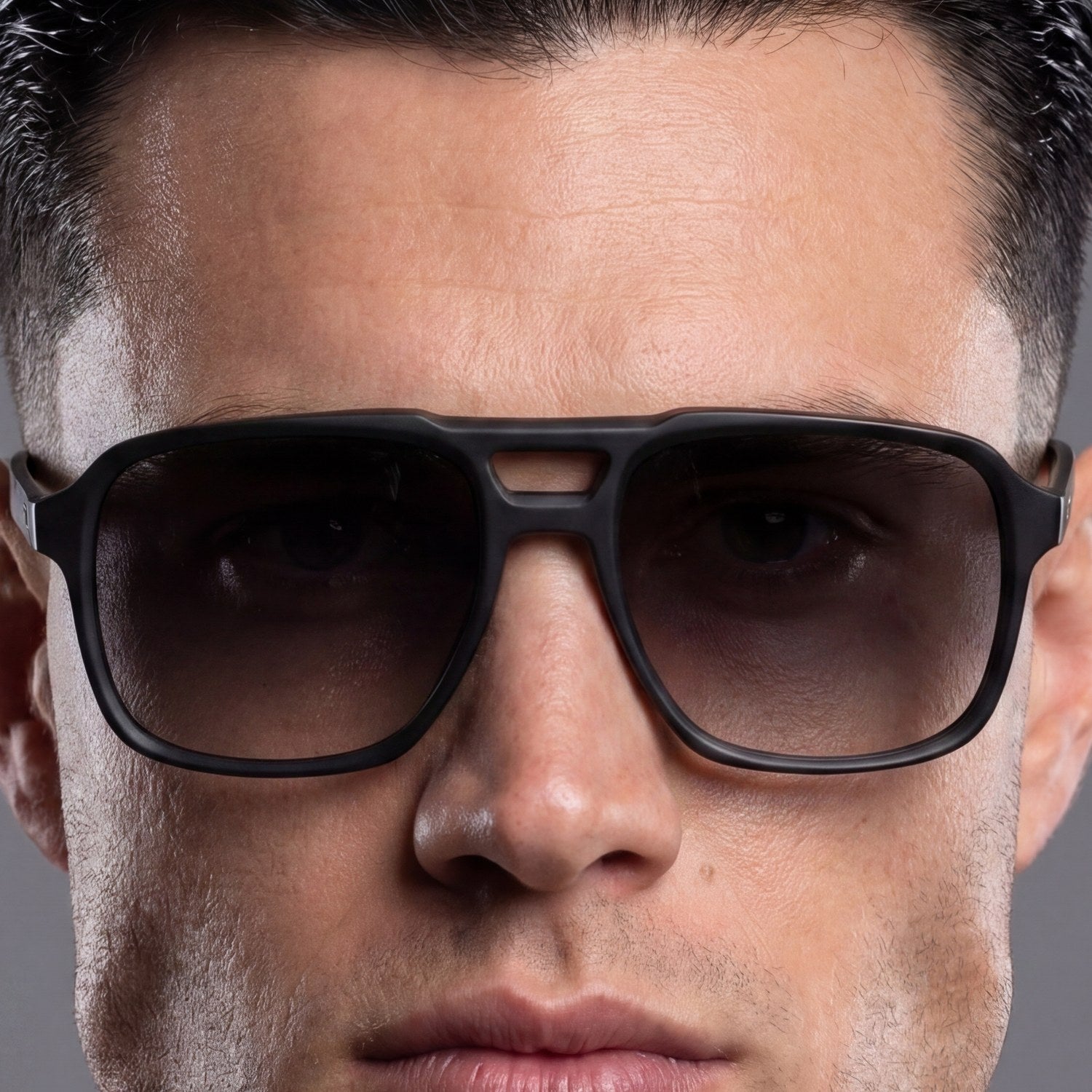 Strand Aviator