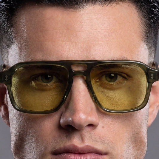 Russell Aviator